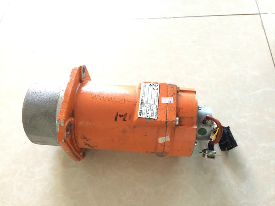 ABB�C���˾S��֮���Q늙C�Ĳ����^��