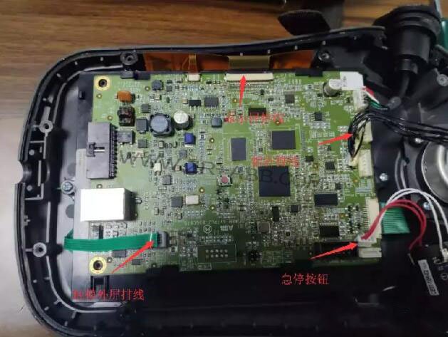 ABB機(jī)器人示教器3HAC028357-001故障維修