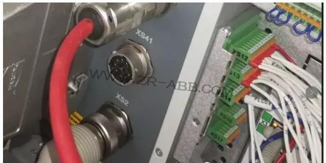 ABB�C(j��)����IO���������Ӿ����E